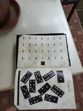 Juego de mesa EXIT: La cabaña abandonada