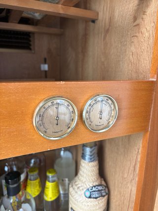 Bodega de madera y cristal