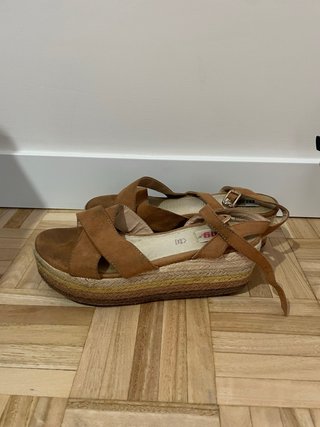 Cuñas Marrones Talla 39 mtng