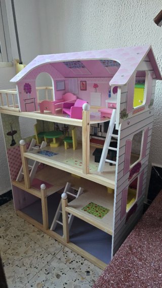 Casa de Muñecas de madera