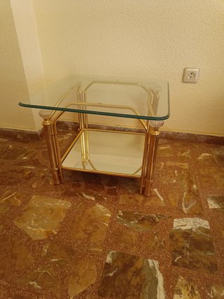 Conjunto muebles en cristal y metal dorado