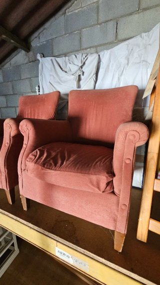 Set di 2 poltrone rosse in stile classico