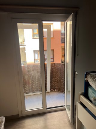 Puerta de aluminio