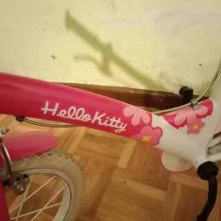 Bicicleta infantil Hello Kitty rosa