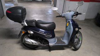 KYMCO PEOPLE 50 - 2.600 KM - Etiqueta B