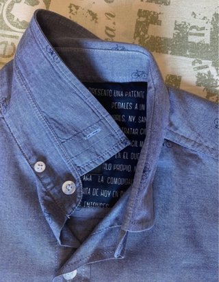 Camisa estampada hombre