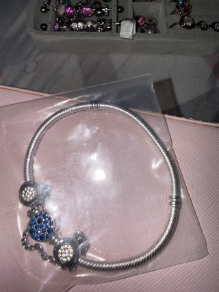 Pulsera Pandora Plata con Charms Corazones