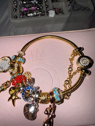 Pulsera Pandora Plata con Charms Corazones