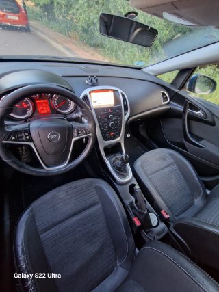 Opel Astra 2015