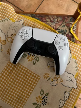 PlayStation 5 (PS5) Bianca