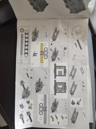 LEGO Technic PEUGEOT 9X8 24H Le Mans