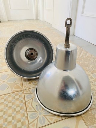 Coppia di lampade industriali metalliche