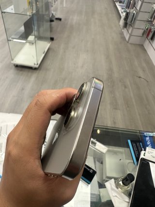 iPhone 16 Pro 128GB Natural titanio