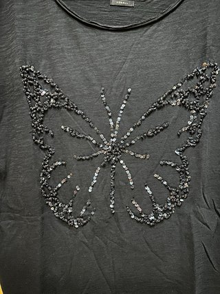 Camiseta Replay negra con mariposa