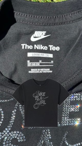 Camiseta Nike Negra con Brillantes