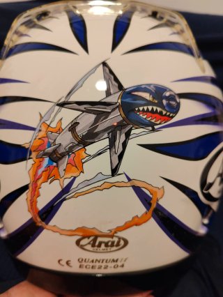 Casco Arai Haga