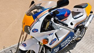 Honda RVF 400 - Moto Deportiva