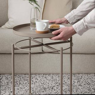 Mesita auxiliar bandeja redonda metal beige