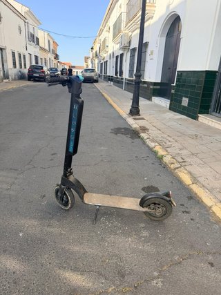 Patinete Cecotec Bongo 700W 45Km Autonomía