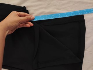 Pantalones flare negros acampanados