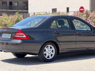 Mercedes-Benz Clase C180K