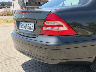 Mercedes-Benz Clase C180K