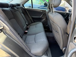 Mercedes-Benz Clase C180K