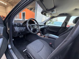 Mercedes-Benz Clase C180K