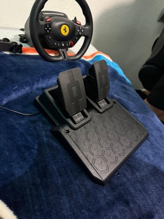 Volante Thrustmaster como nuevo80