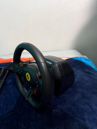 Volante Thrustmaster como nuevo80