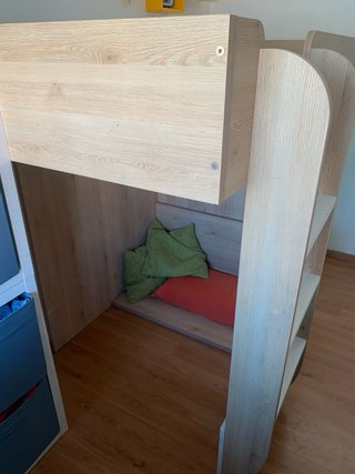 Oportunidad!! Regalo cama alta con armario ropero