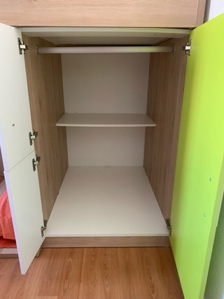 Oportunidad!! Regalo cama alta con armario ropero