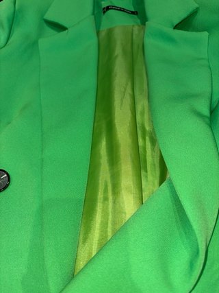 Traje verde
