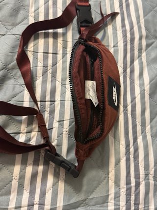 Riñonera Nike Marrón Nueva