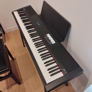 Piano Digital GEWA PP3 color negro