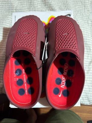 Nike Air Mind 001