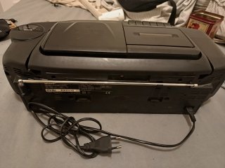 Radiocasete Sharp QT-CD110