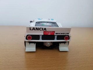 Scalextric Lancia 037 Lucky Strike