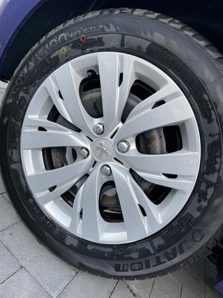 Peugeot 208 2013