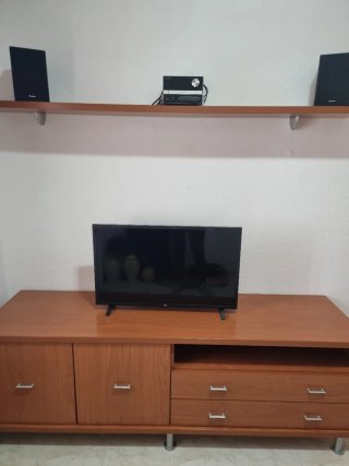 Mueble comedor cerezo con cajones