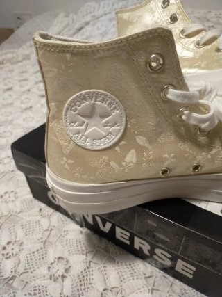 Converse Doradas Talla 38