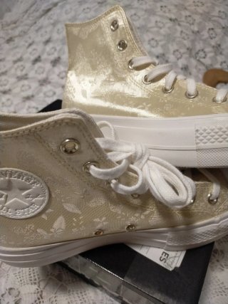 Converse Doradas Talla 38