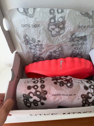Nike Mind Talla 43 Rojo