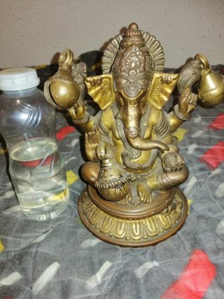 Elefante de bronce y 3 cascabeles