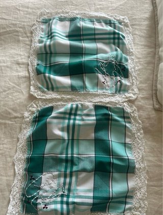 Set di tovaglia e tovaglioli a quadri verde e bianco