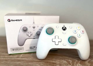 Xbox Series S + Mando Pro Gamesir G7 SE • BCN