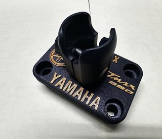 Soporte Pantalla Yamaha TMAX 560