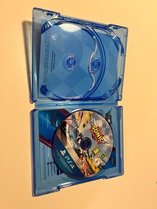 Team Sonic Racing PS4