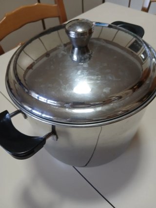 Pentola acciaio inox 8/9 litri