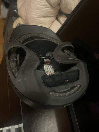 Casco de equitación negro